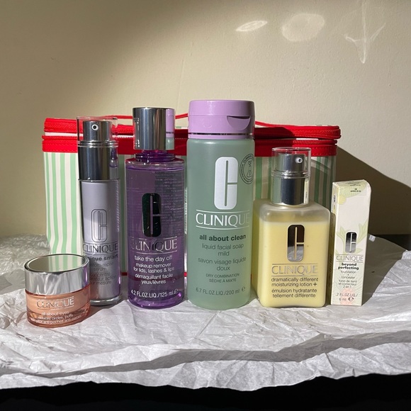 Clinique Skincare Bundle for Women New